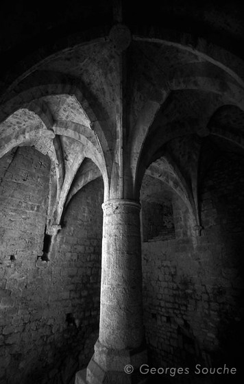 Château de Quéribus, salle du donjon, 1998