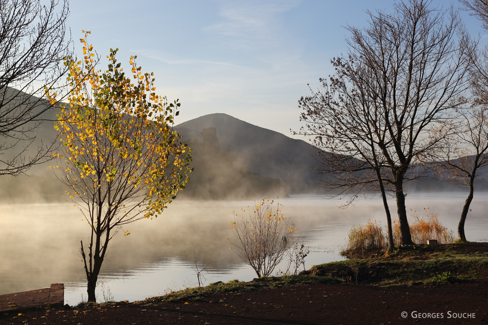 Silence 167. Lac du Salagou 2015